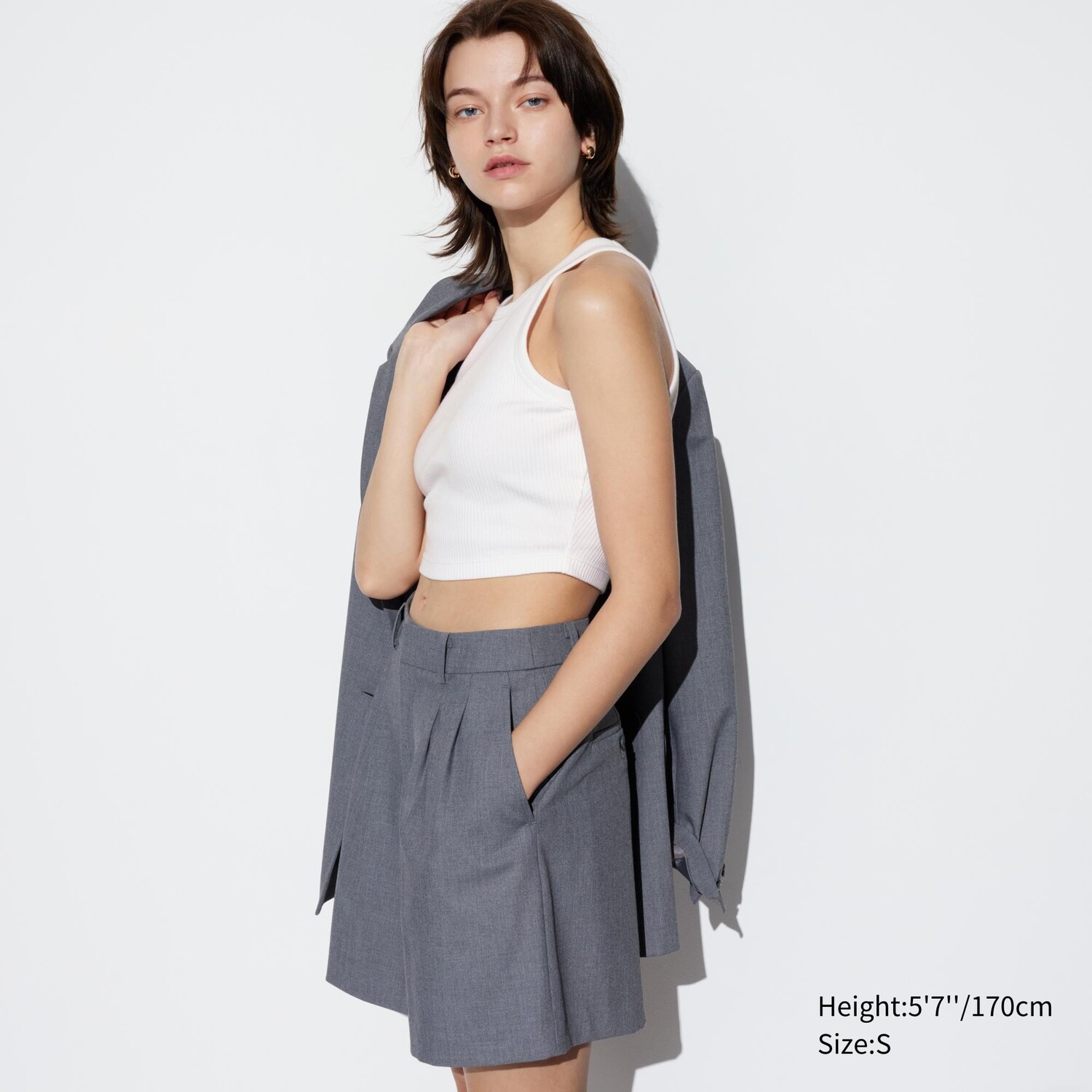 

Короткая футболка в ребруску с бремями UNIQLO, белый
