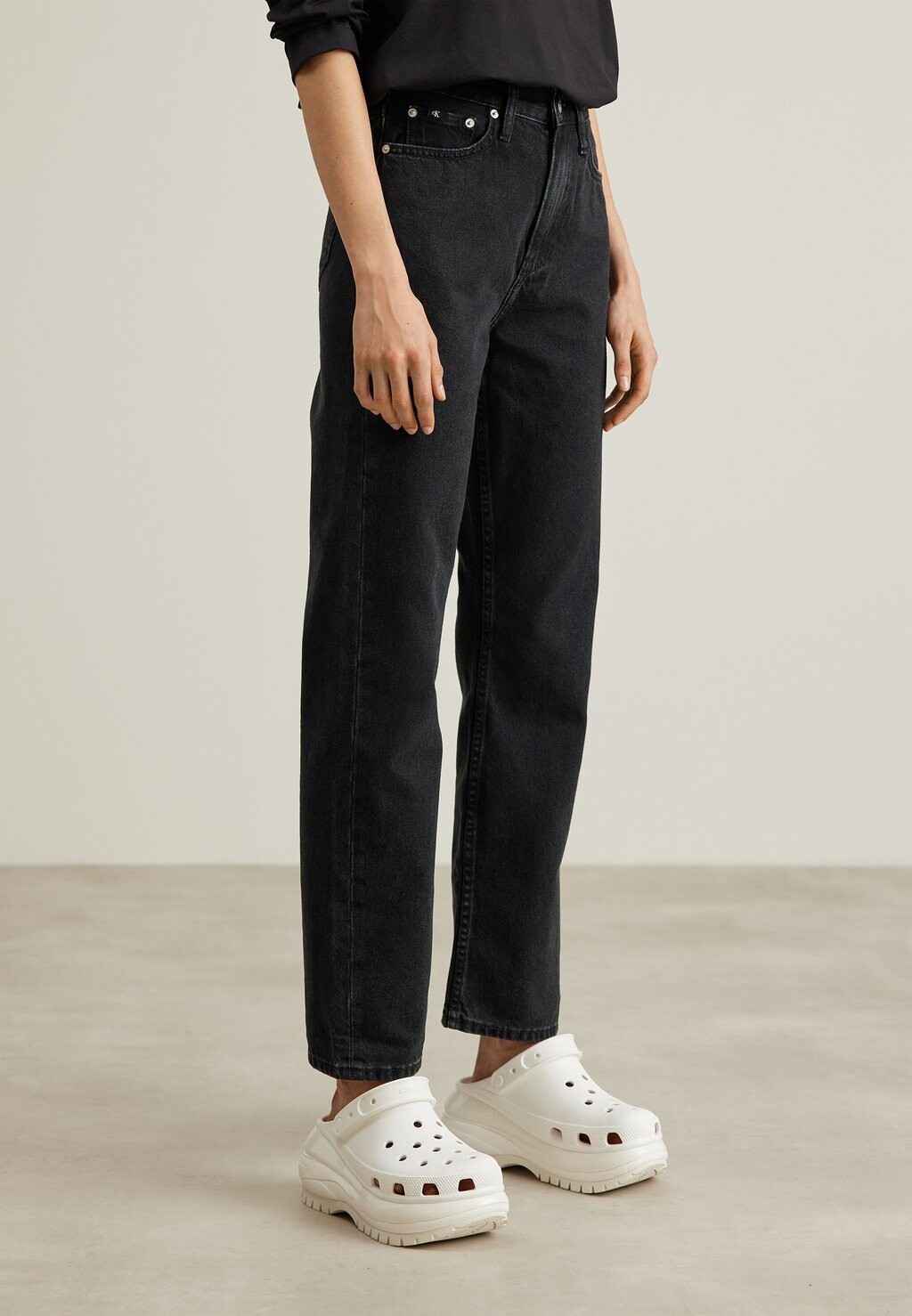 

Джинсы-сигареты HIGH RISE STRAIGHT Calvin Klein Jeans, деним черный