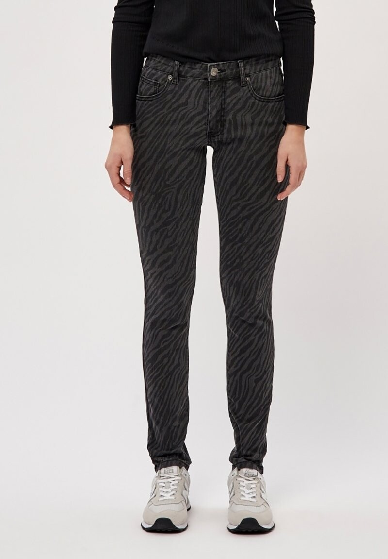 

Джинсы Slim fit Desires