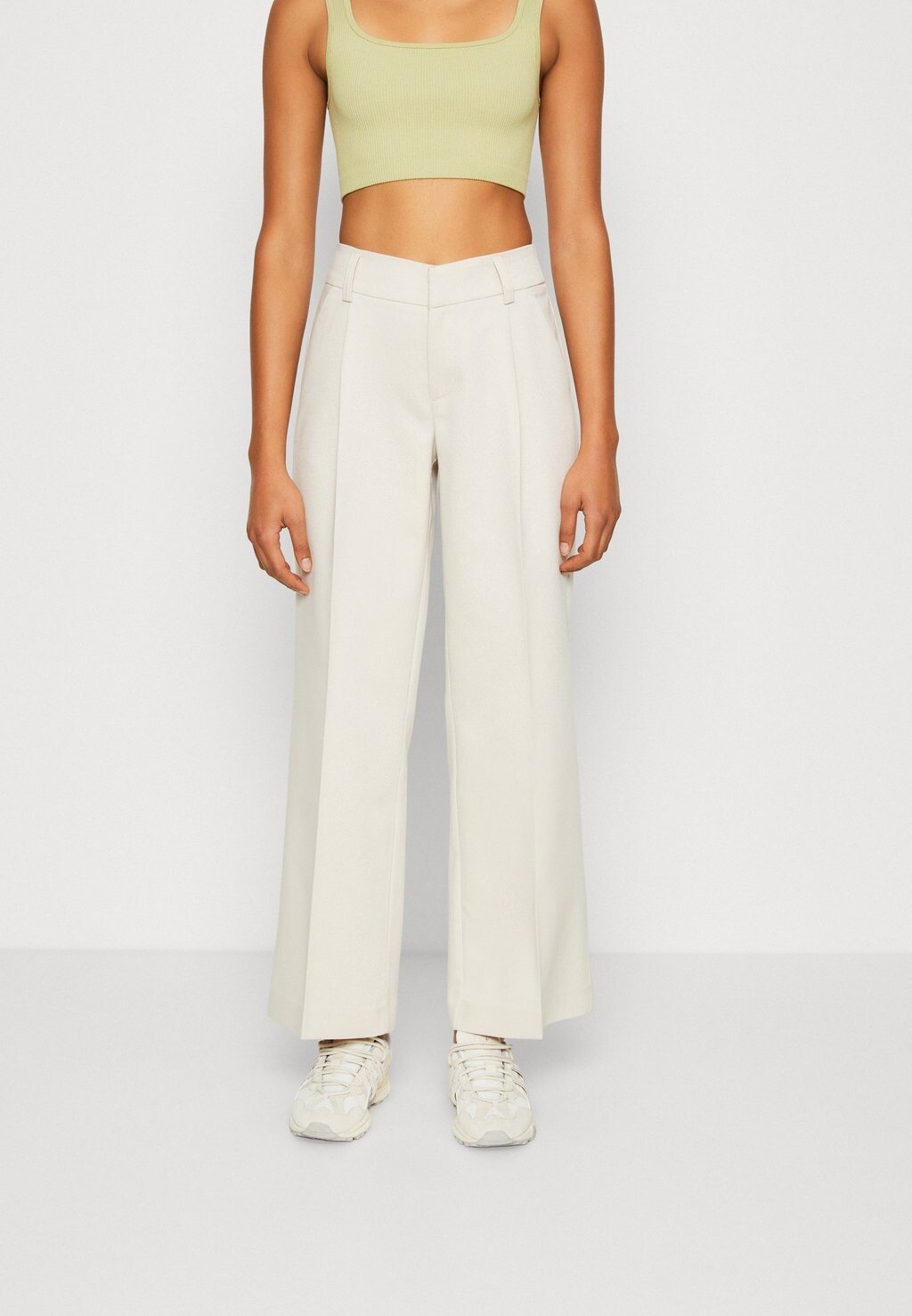 

Брюки Gina Tricot, Серый