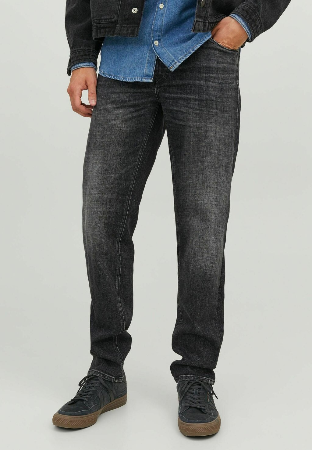 

Джинсы Slim fit Jack & Jones