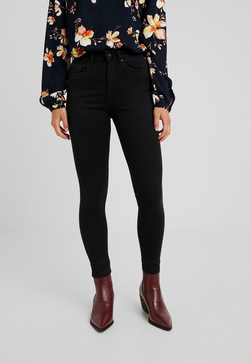

Джинсы Skinny Fit Vero Moda, черный