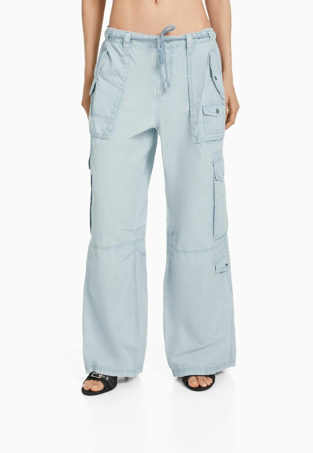 

Джинсы Baggy Bershka