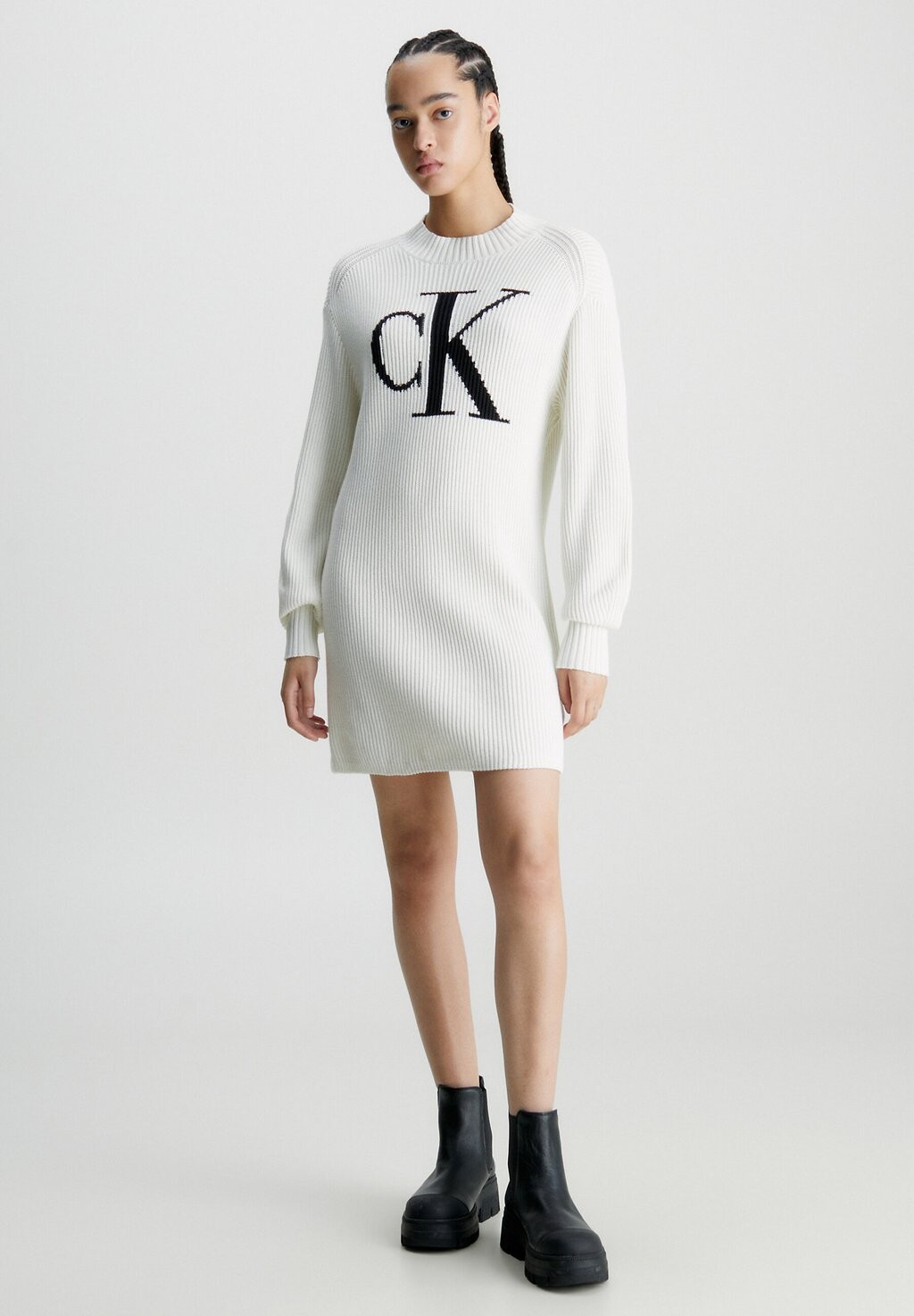 

Трикотажное платье СК ИНТАРСИЯ Calvin Klein Jeans, слоновая кость