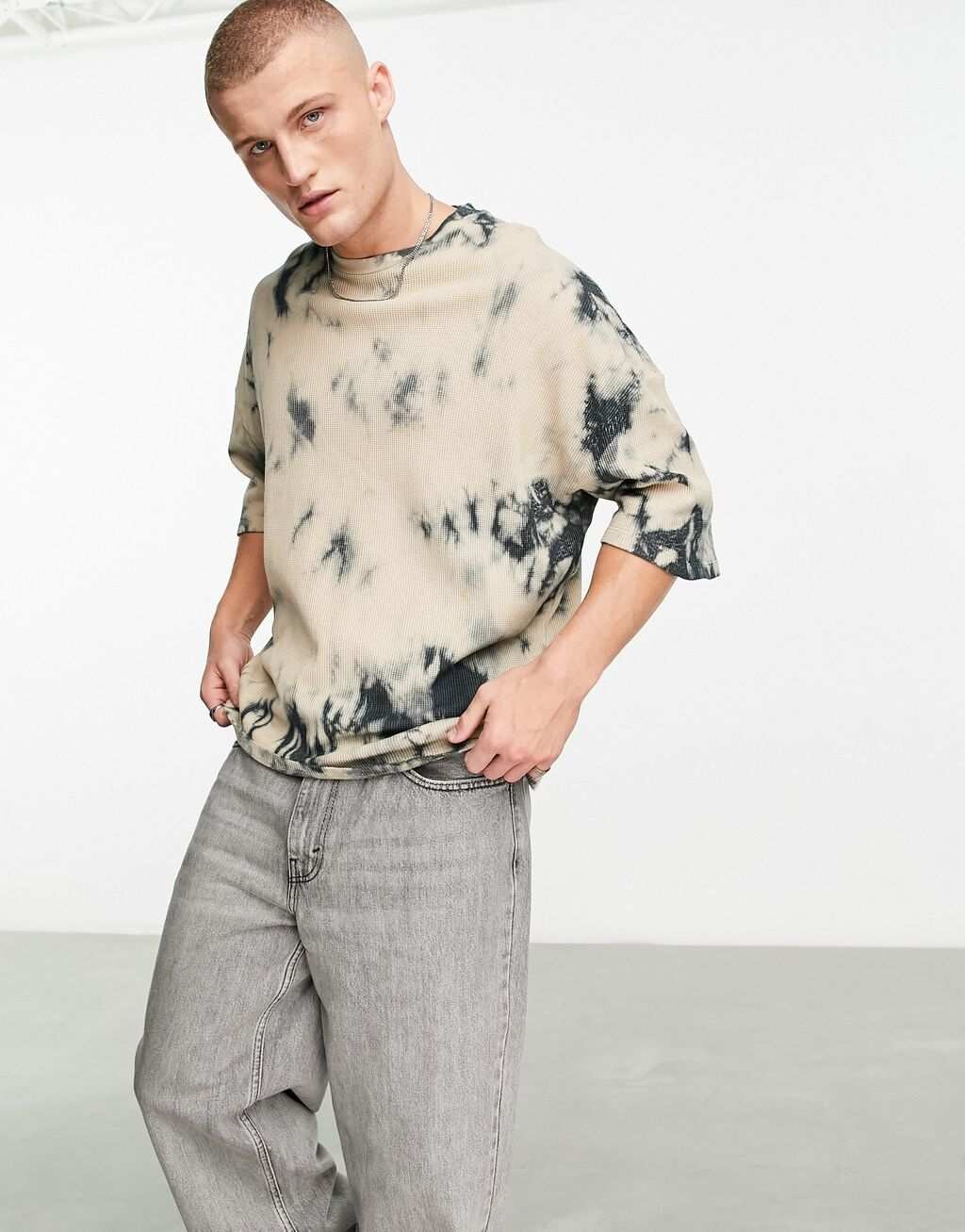 

Вафельная футболка тай-дай ASOS DESIGN