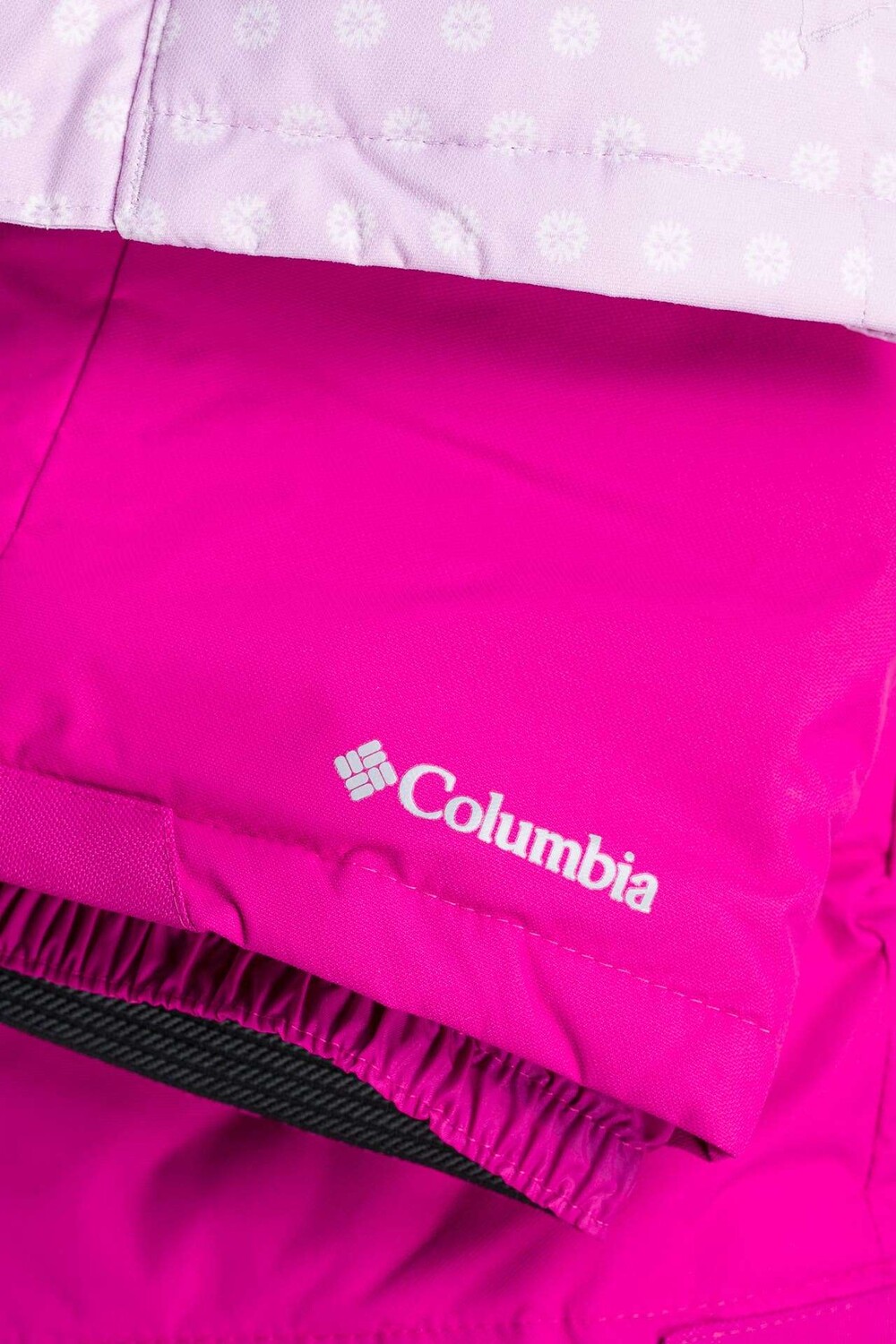 

Двухцветный снежный комплект Columbia