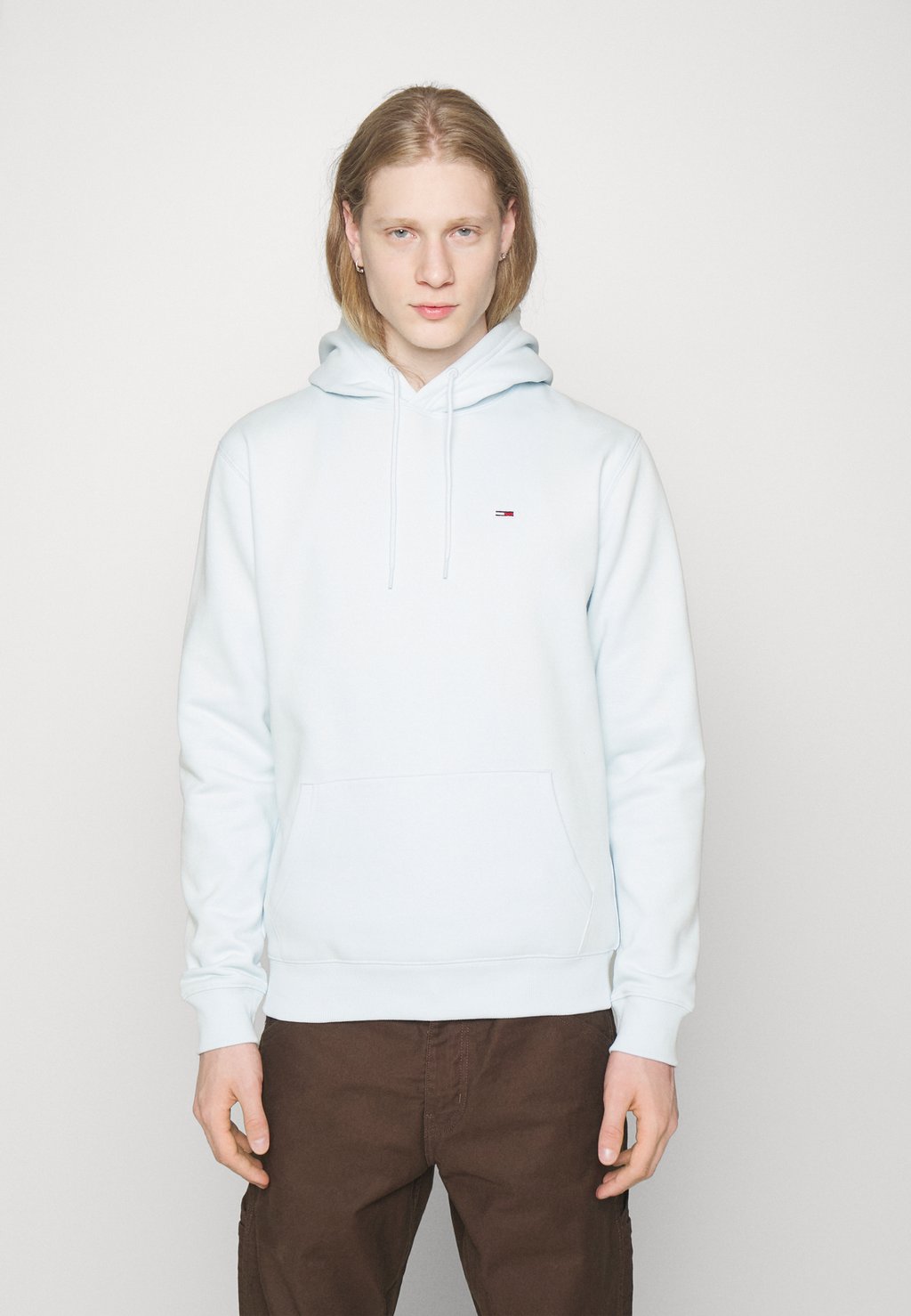 

Толстовка REGULAR HOODIE UNISEX Tommy Jeans, синий