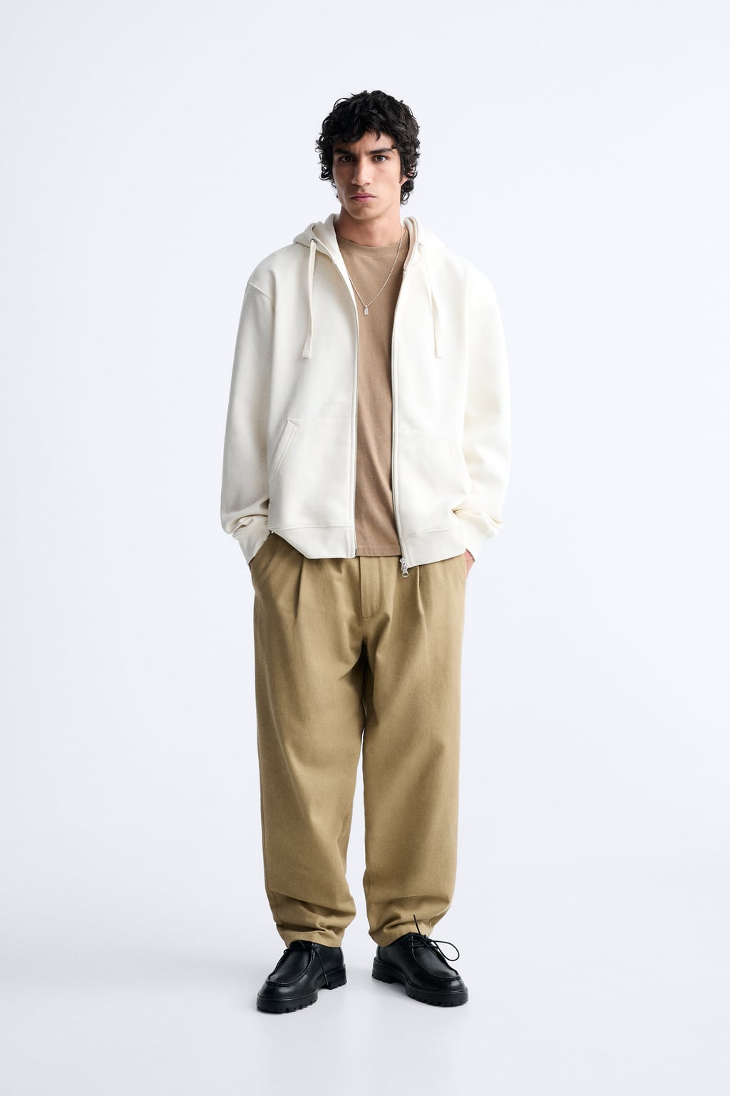 

Толстовка на молнии ZARA, белый