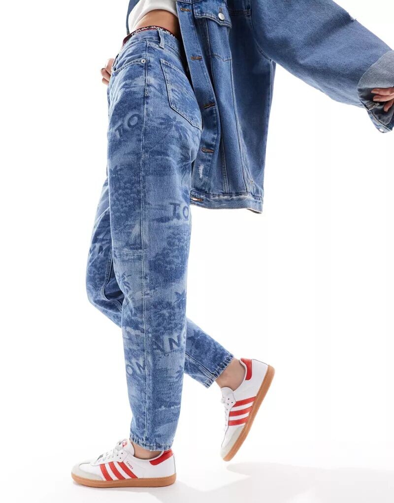 

Tommy Jeans – джинсы Mom синего цвета