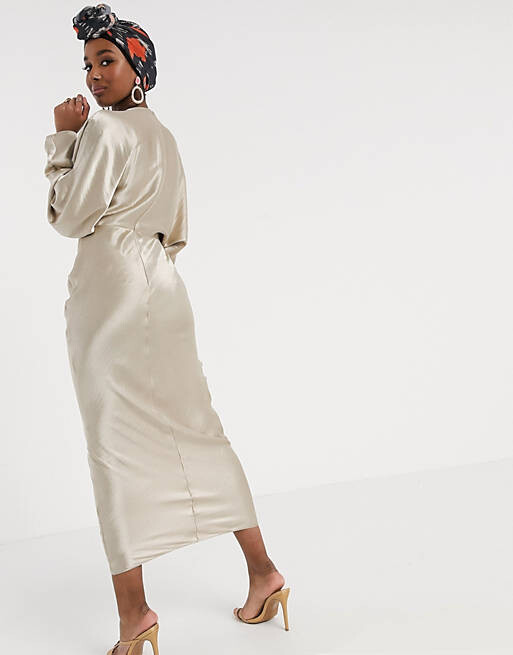 

Атласное платье макси косого кроя ASOS DESIGN