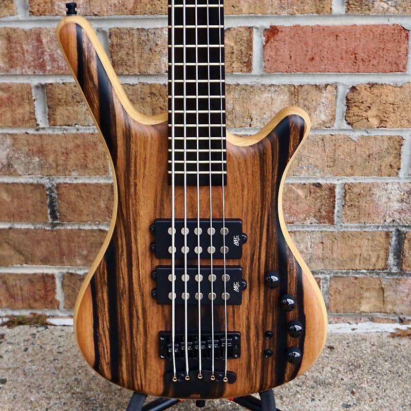 

Басс гитара Warwick Pro Series Corvette $$ Limited-edition 2023 Electric Bass Guitar - Natural Marbled Ebony 5 String