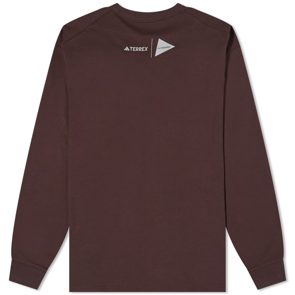 

Футболка с длинным рукавом Adidas x and Wander
