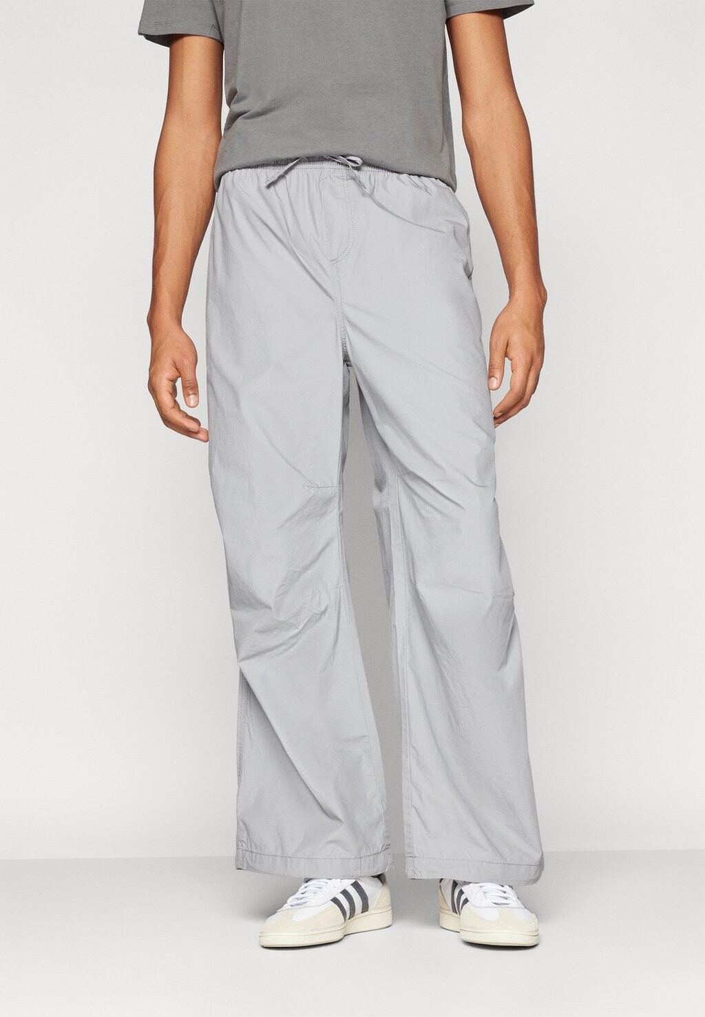 

Брюки Jpstparachute Jjpant Base Unisex Jack & Jones, цвет ultimate grey