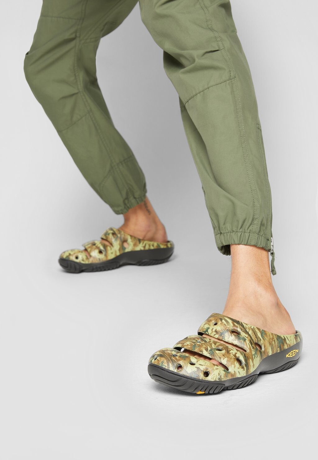 

Шлепанцы Keen, зеленый