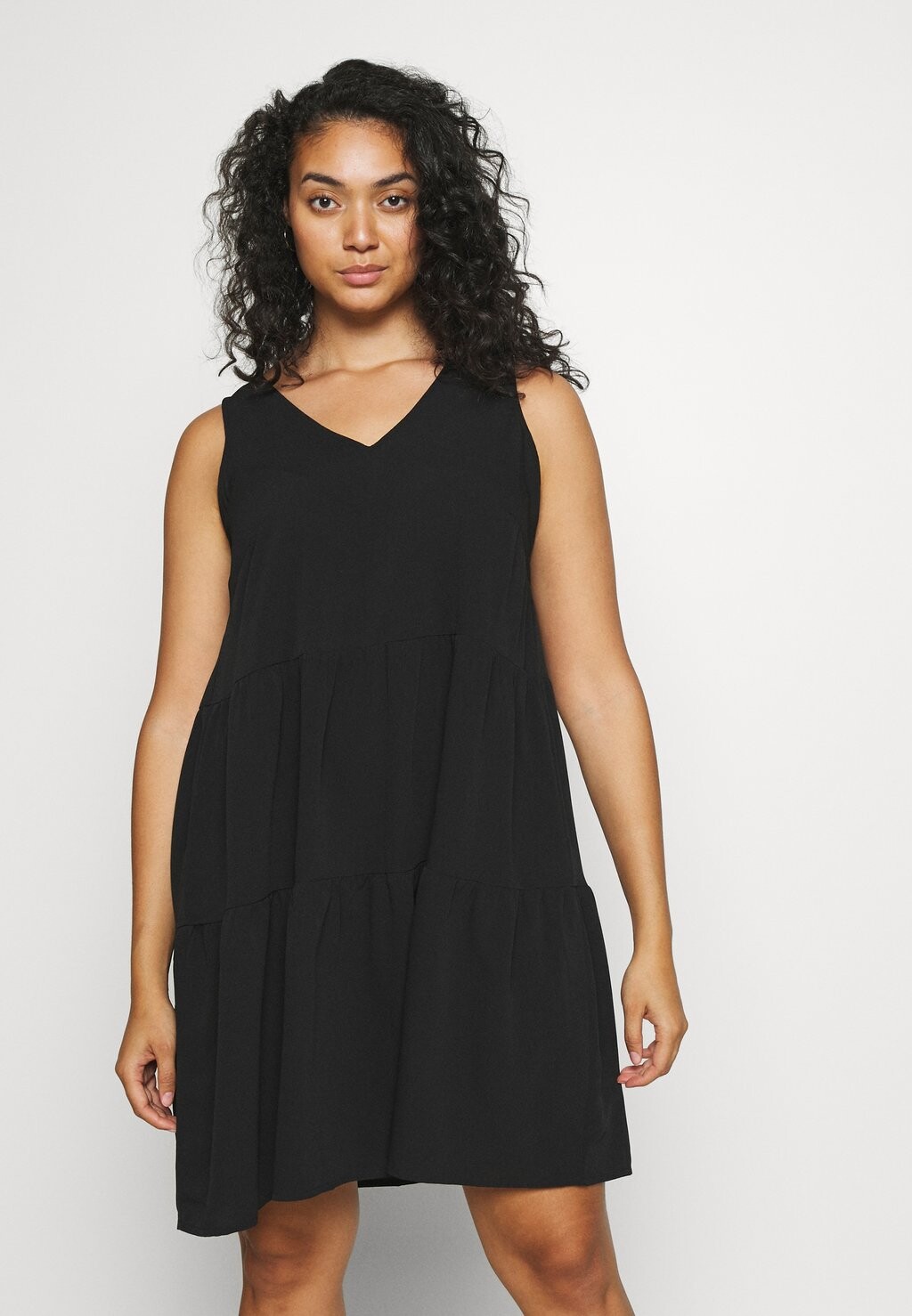 

Летнее платье Vero Moda, черный