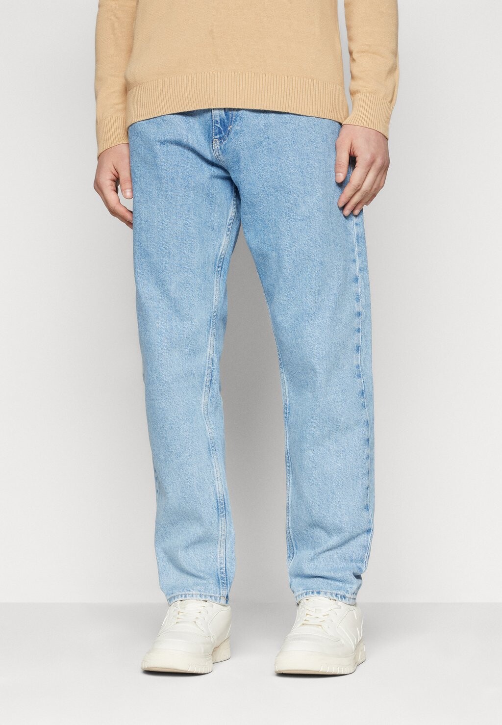 

Джинсы свободного кроя ISAAC Tommy Jeans, светло-синий