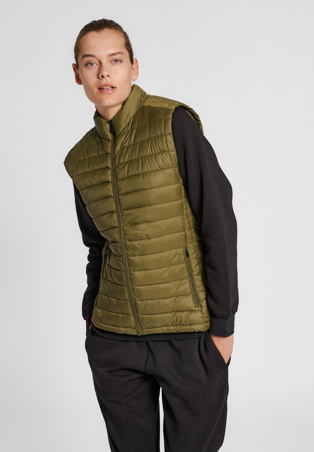 

Жилет Hummel, оливковый, Зеленый