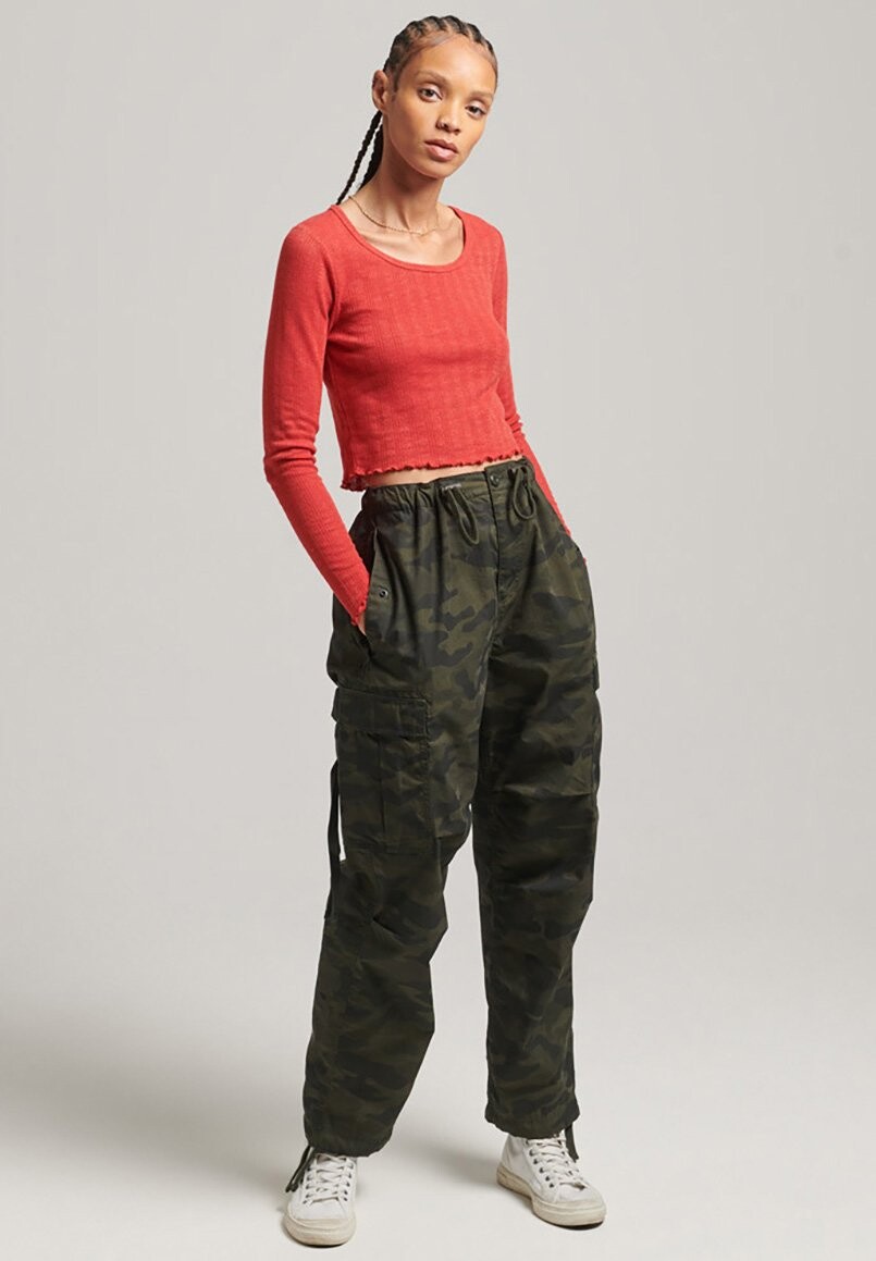 

Свитер Superdry, Красный
