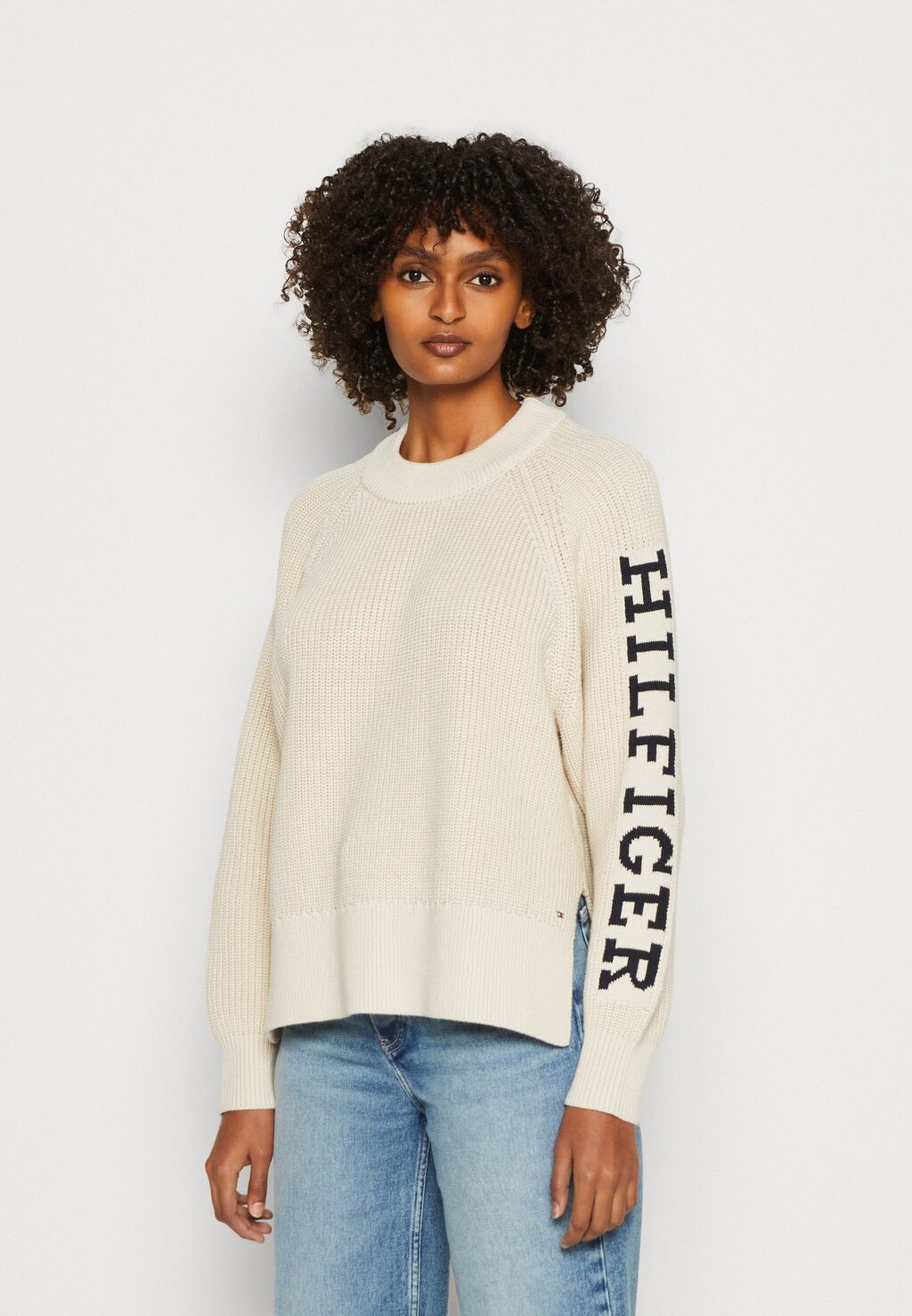 

Джемпер Tommy Hilfiger, бежевый