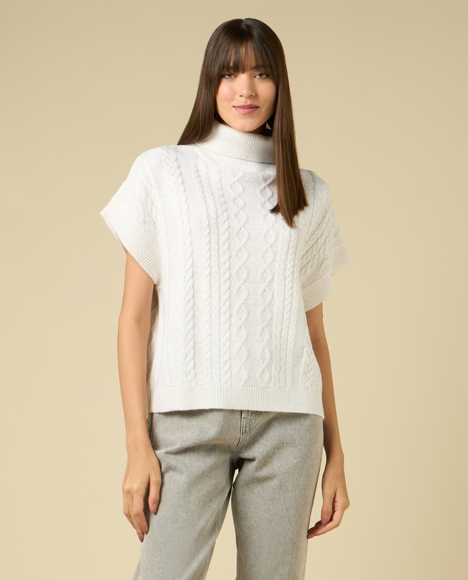 цена Женский трикотажный пуловер в стиле кимоно Iwie, белый