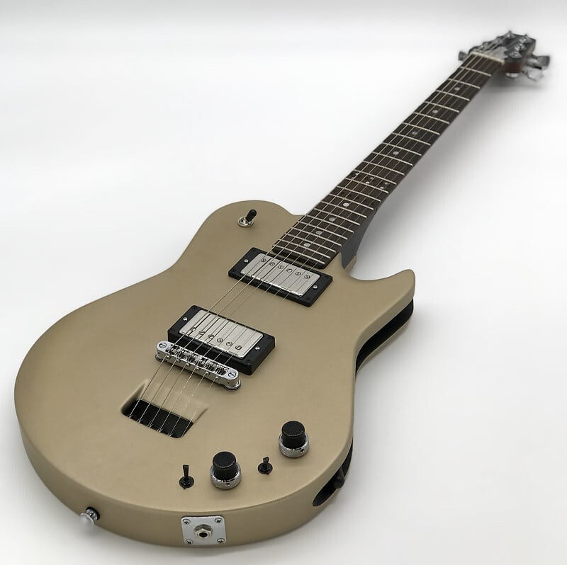 

Электрогитара Travel Guitar Custom Shop - Satin Gold, Natural Neck