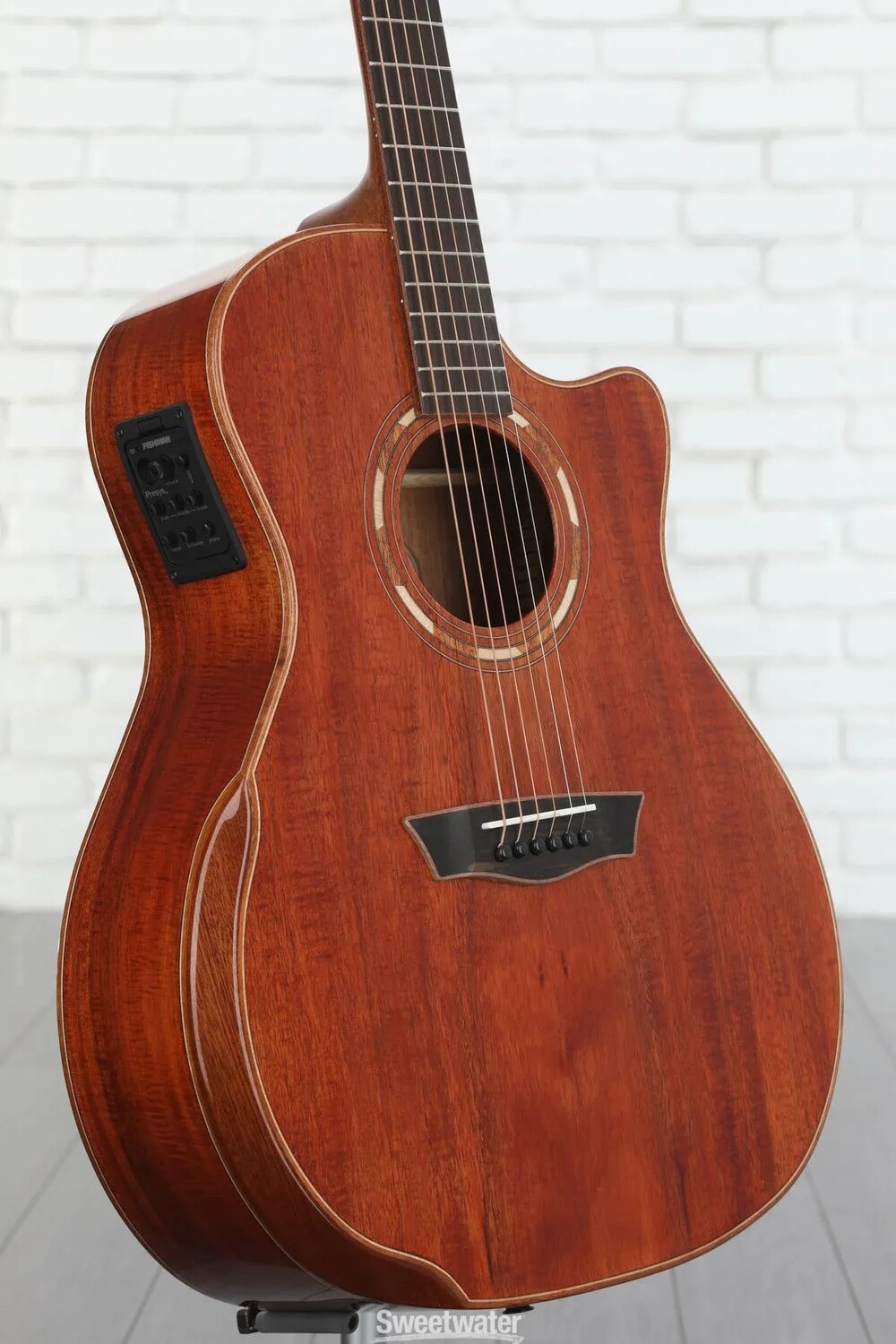 

Washburn Comfort G55CE Коа — натуральный