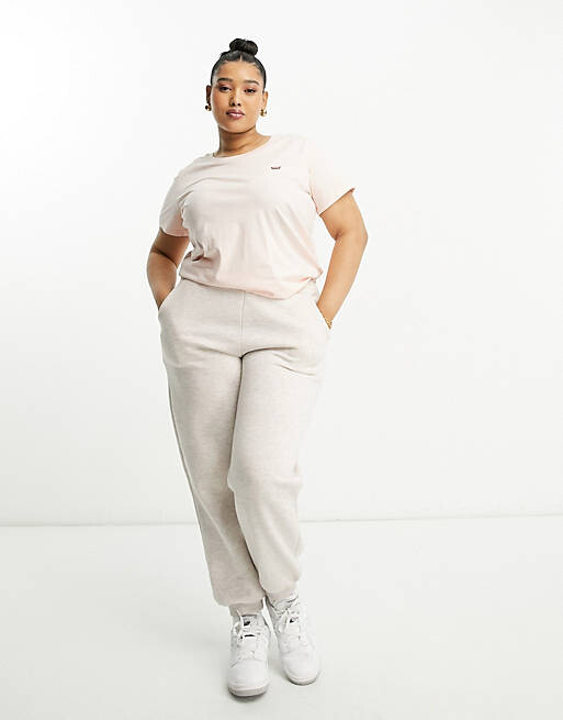 

Розовая футболка Levi's Plus Perfect, Розовый