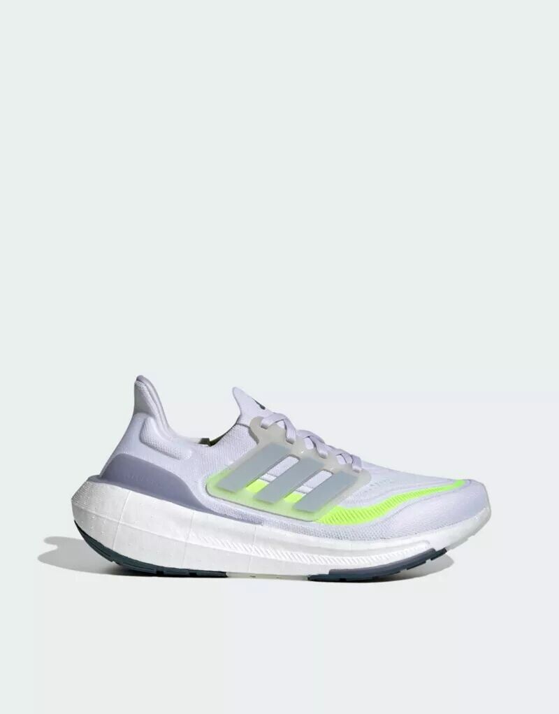 

Белые кроссовки для бега adidas UltraBOOST adidas Originals