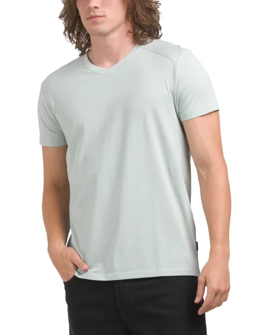 

Футболка с V-образным вырезом и деталями на плечах Kenneth Cole, цвет Seagrass