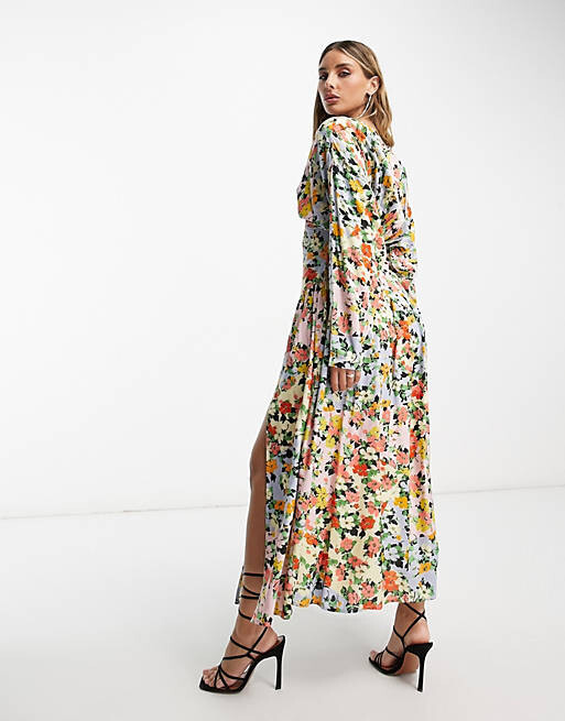 

Платье миди с цветочным принтом и пуговицами из вискозы ASOS DESIGN