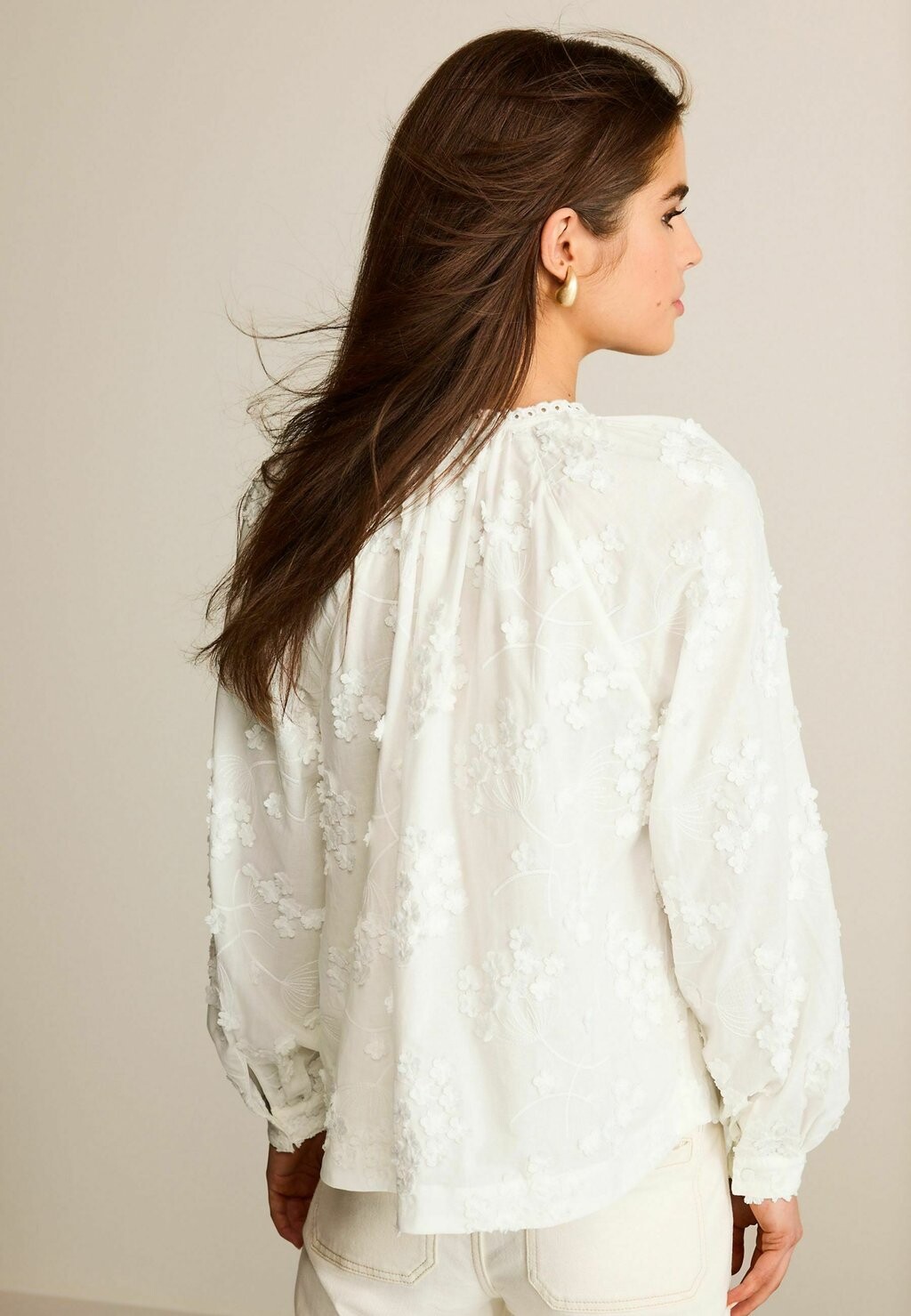 

Блузка TIE NECK FLORAL REGULAR FIT Next, цвет white