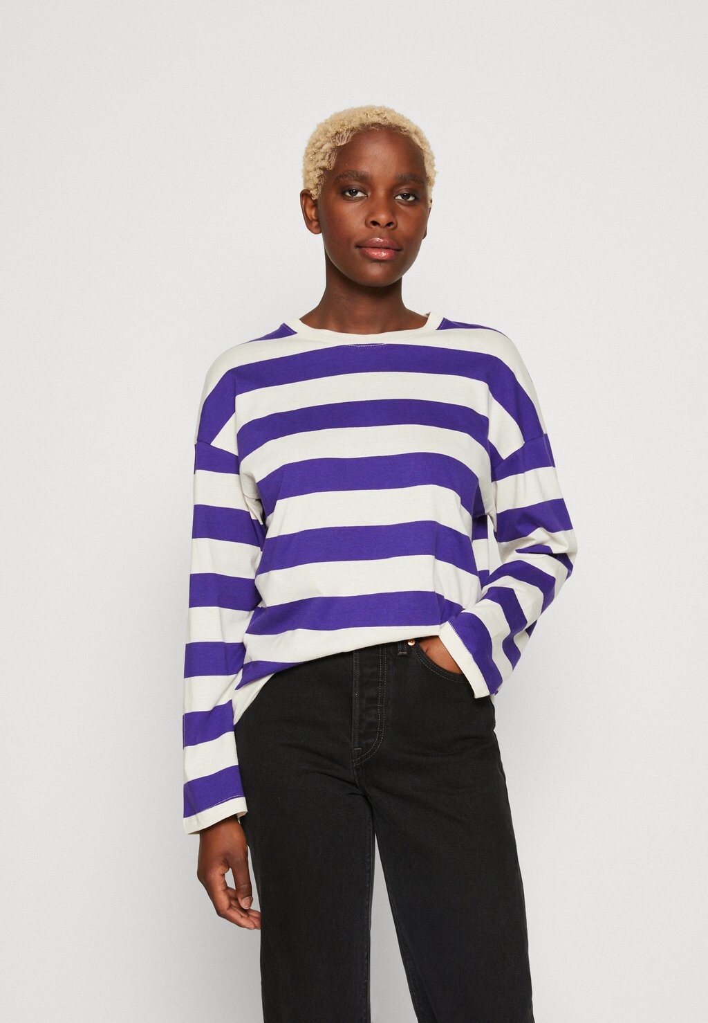 

Рубашка с длинным рукавом Monki