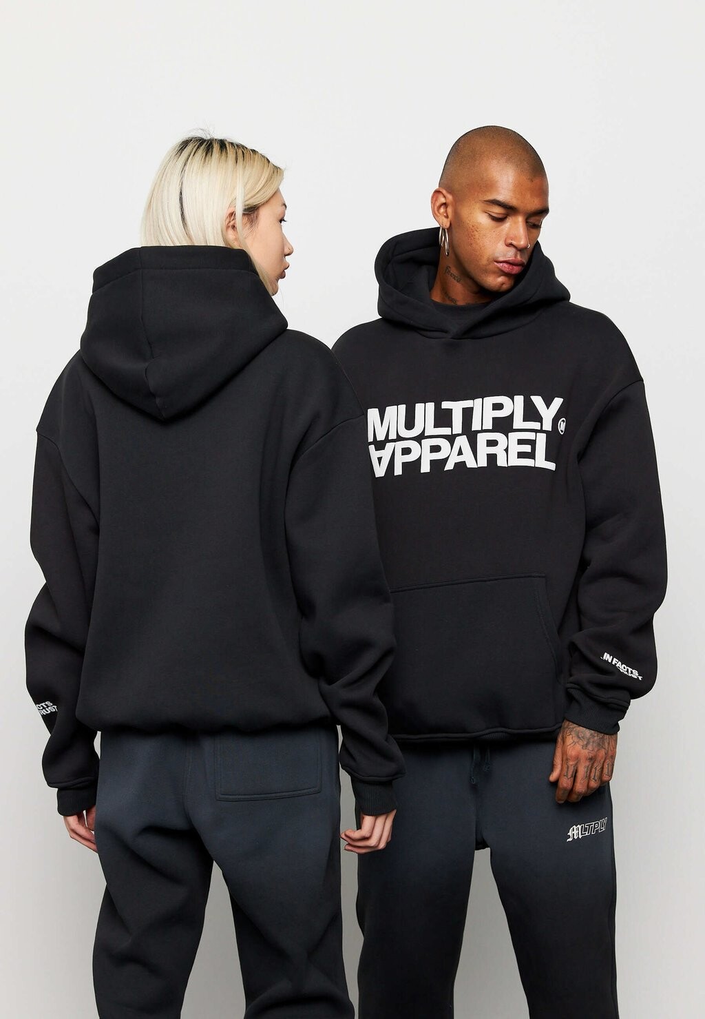 

Толстовка Multiply Apparel, черная, стиранная содой, Черный