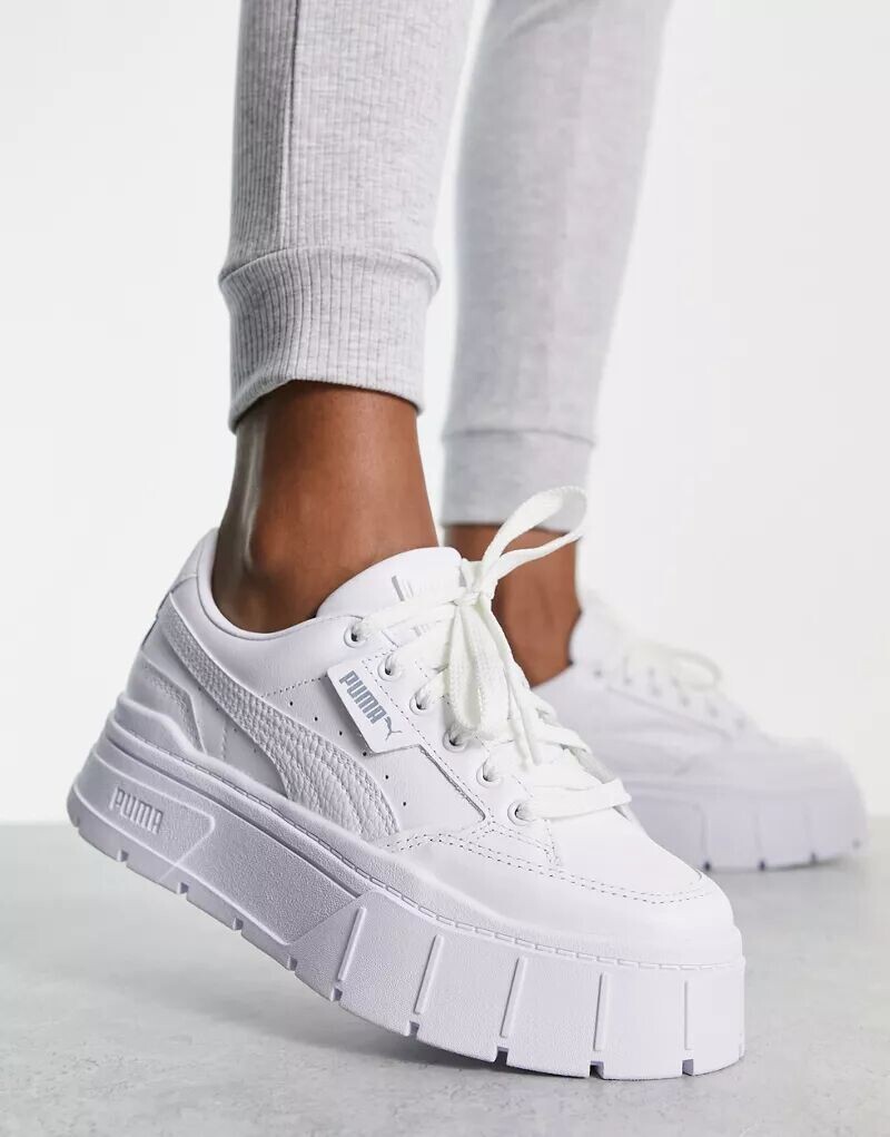 

Белые кроссовки PUMA Mayze Stack