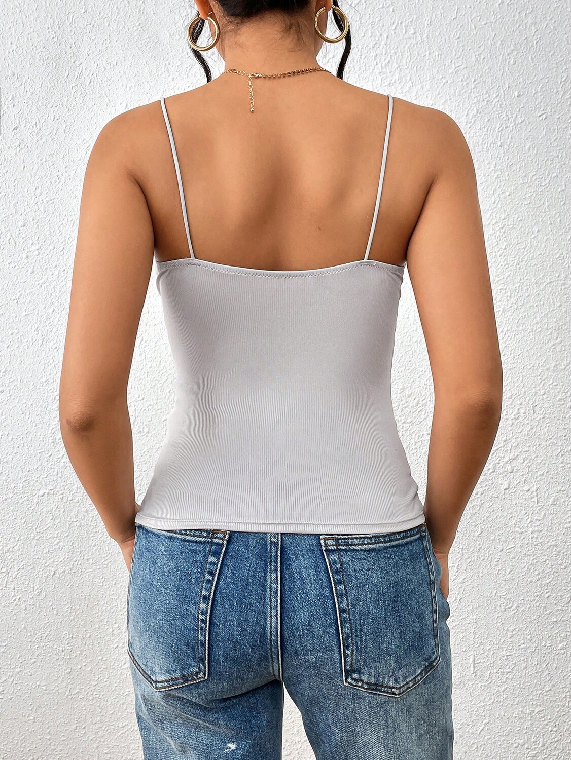 

Майка SHEIN Essnce Camisole, лето 2024, новая, приталенная, детали на тонких бретельках, цвет синий