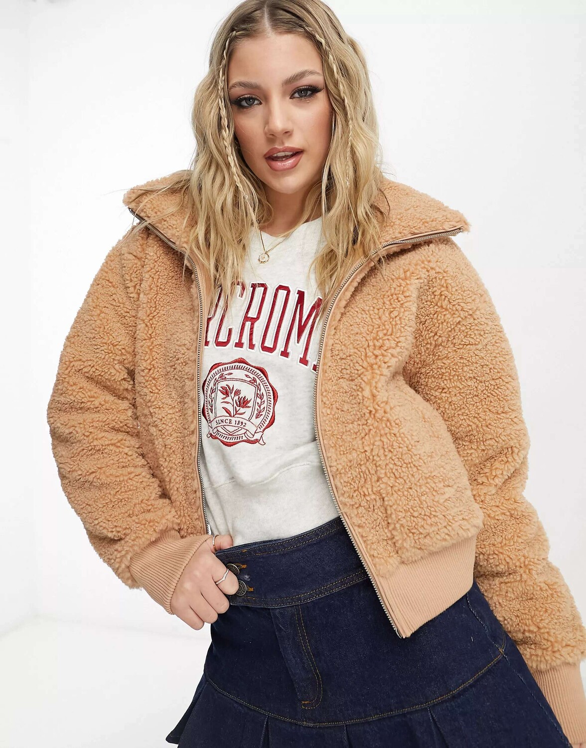 

Бежевая куртка из шерпы с воротником-стойкой Abercrombie & Fitch, Бежевый