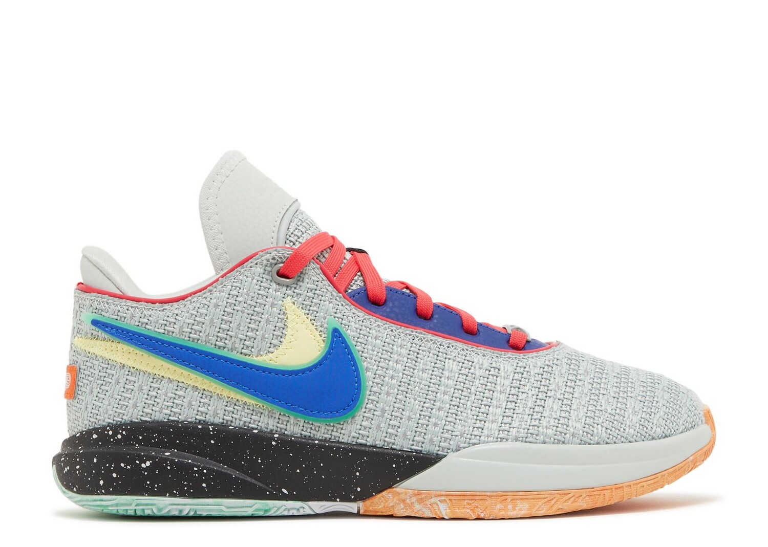 

Кроссовки Nike Lebron 20 Gs 'Nike Lifer', серый