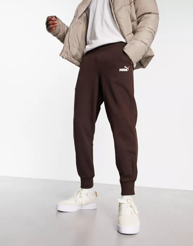 

Небольшие темно-коричневые джоггеры с логотипом PUMA Essentials