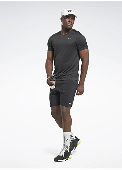 

Простая черная мужская футболка с круглым вырезом Reebok, Черный