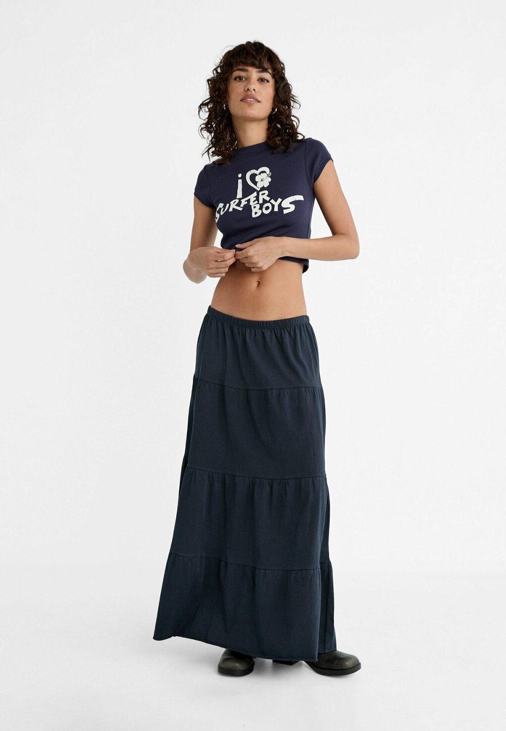 

Длинная юбка Flowing Boho Stradivarius, темно-синяя