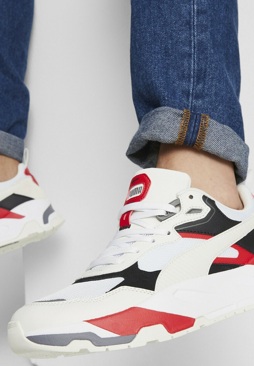 

Низкие кеды Puma