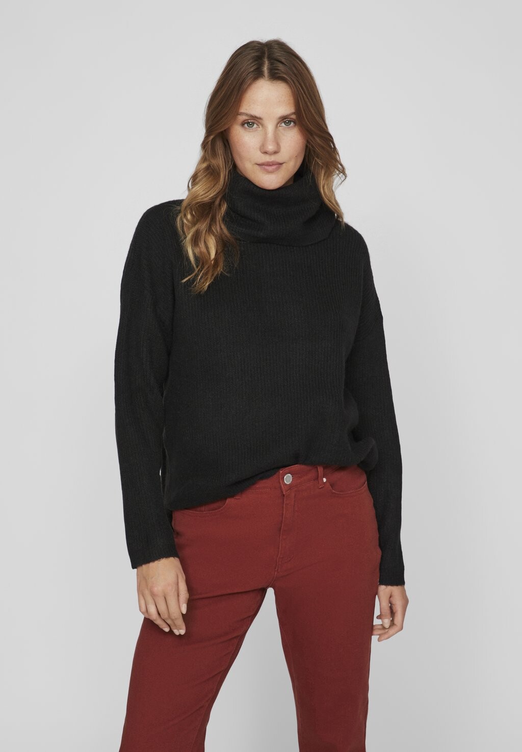 

Свитшот VILA VICILIA ROLLNECK, черный