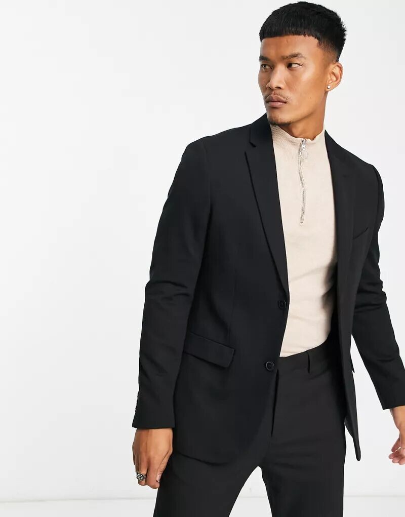 

Черный приталенный пиджак Topman