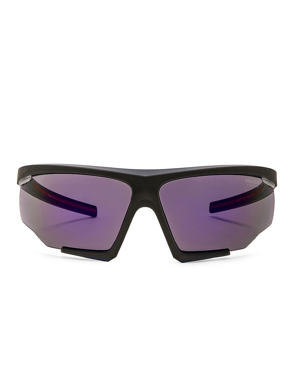 

Солнцезащитные очки Prada Shield Frame, цвет Black & Purple