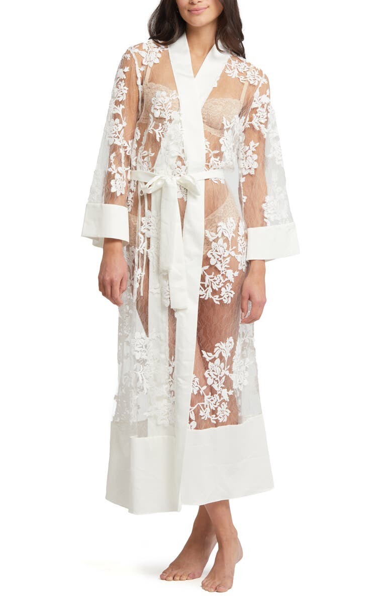 

Очаровательный кружевной халат с вышивкой RYA COLLECTION