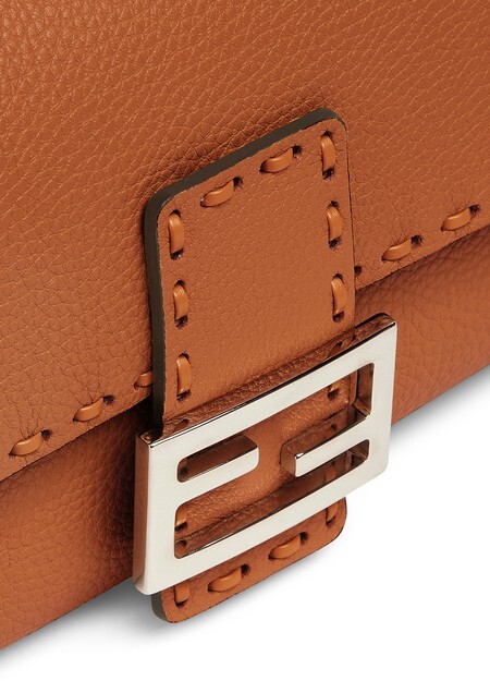 

Багетная сумка Fendi