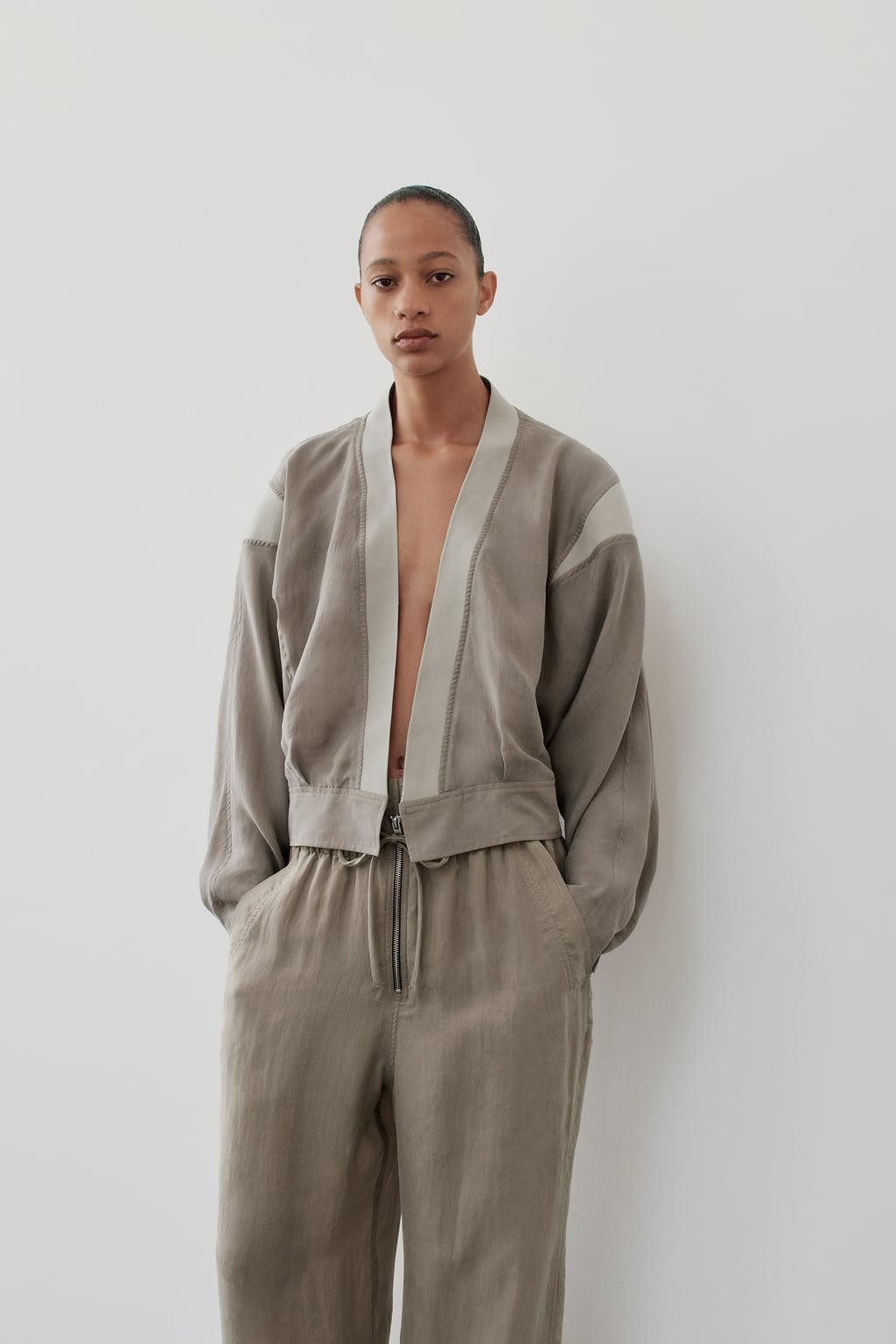 

Брюки Zw Collection с двойным поясом ZARA