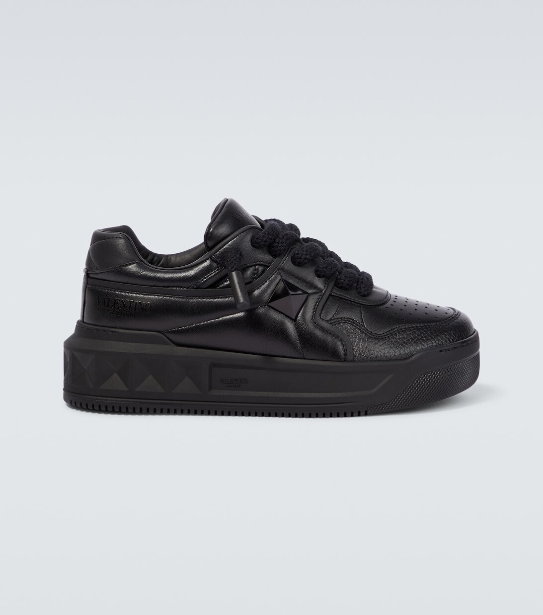 

Кроссовки One Stud XL Valentino Garavani, черный