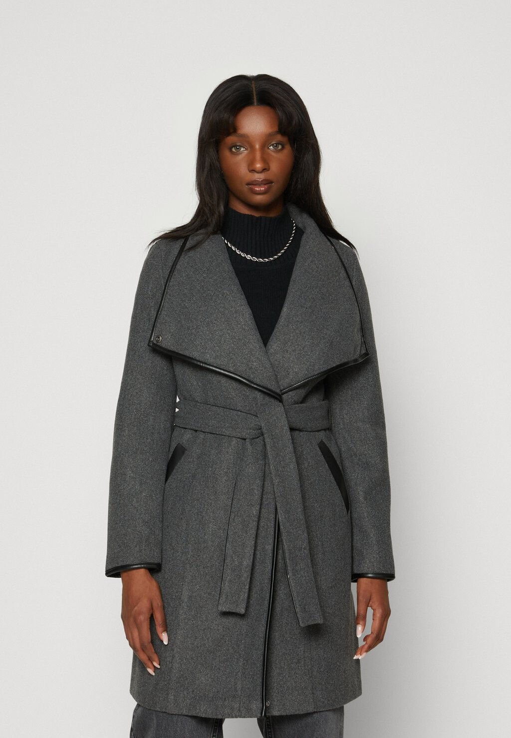 

Классическое пальто Vero Moda Petite VMWATERFALL POP COAT, цвет dark grey melange/black