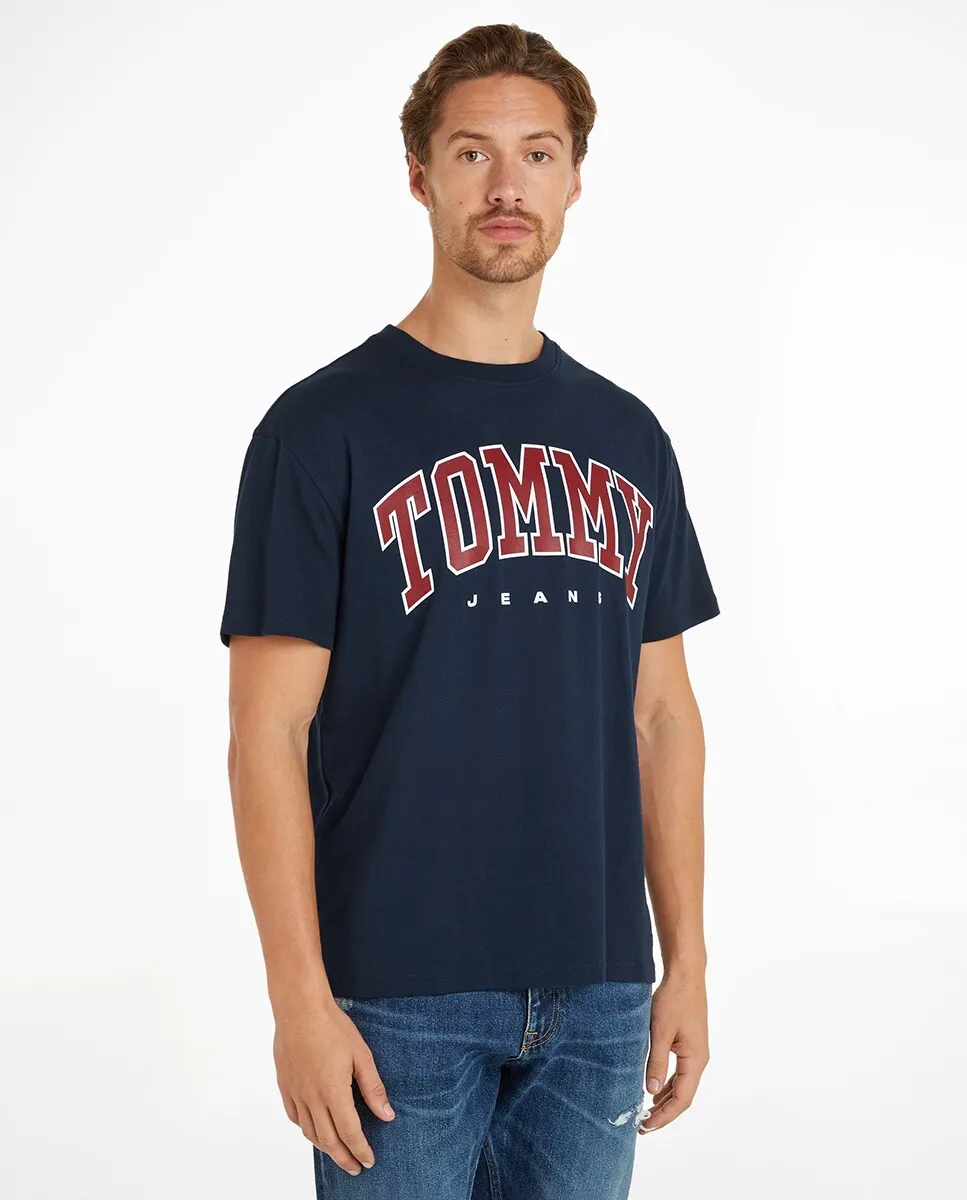 

Мужская футболка с принтом спереди и короткими рукавами Tommy Jeans, темно-синий